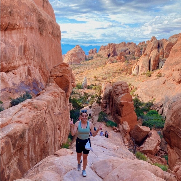 Meet your Posher, Brooke - Picture 2 of 2